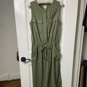 Sleeveless, Button Up, Elastic Waist Olive Summer Dress; Neat; Wrinkle-Resistant